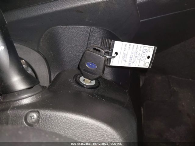 JF1GJAA65FH018952 Subaru Impreza 2.0i