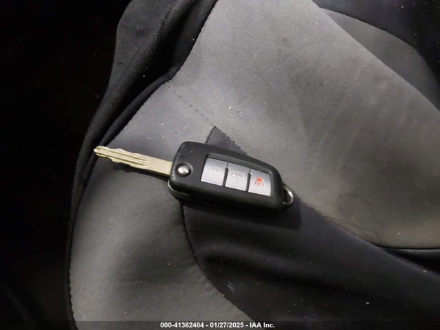 JN8AT2MV6HW012745 Nissan ROGUE S