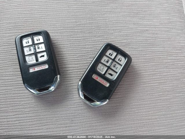 5FNRL6H50JB110289 Honda ODYSSEY EX