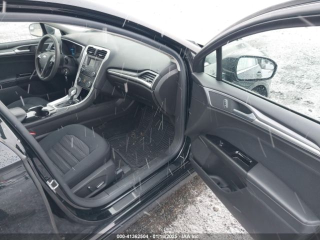 3FA6P0HDXGR285514 Ford FUSION SE