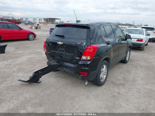 3GNCJKSB4LL196656 Chevrolet Trax Fwd Ls