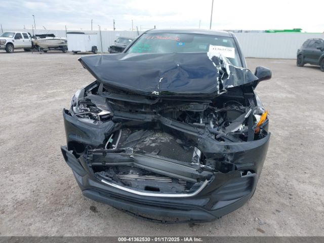 3GNCJKSB4LL196656 Chevrolet Trax Fwd Ls