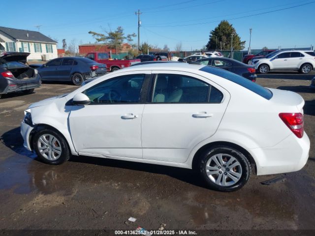 1G1JB5SH2H4139834 Chevrolet Sonic Ls Auto
