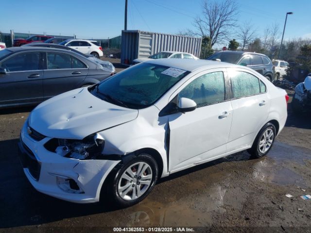 1G1JB5SH2H4139834 Chevrolet Sonic Ls Auto
