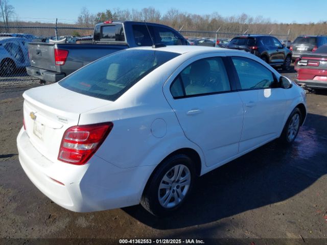 1G1JB5SH2H4139834 Chevrolet Sonic Ls Auto