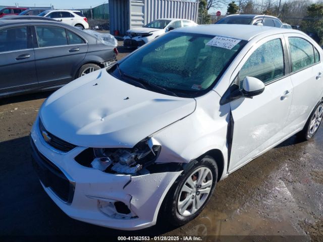 1G1JB5SH2H4139834 Chevrolet Sonic Ls Auto