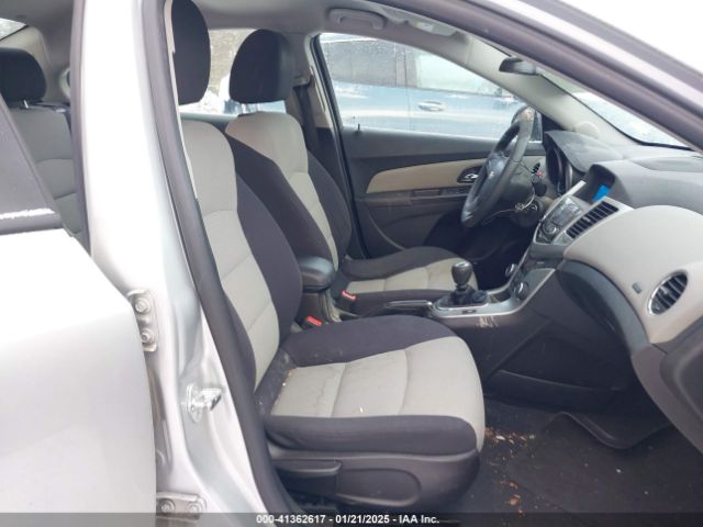 1G1PB5SH0F7188598 Chevrolet Cruze Ls Manual