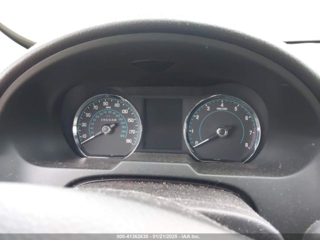 2012 JAGUAR XF SAJWA0FB2CLS23063 Photo 6