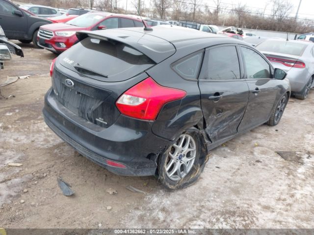1FADP3K23EL258943 Ford FOCUS SE