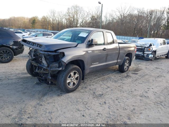 5TFUW5F10FX446565 Toyota Tundra Sr5 5.7l V8