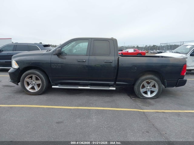 2017 Ram 1500 Express  4x2 6'4 Box მანქანა იყიდება აუქციონზე, vin: 1C6RR6FG8HS505957, აუქციონის ნომერი: 41362808