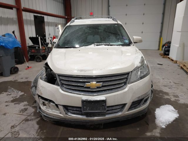 1GNKVHKD3EJ313058 Chevrolet Traverse 2lt