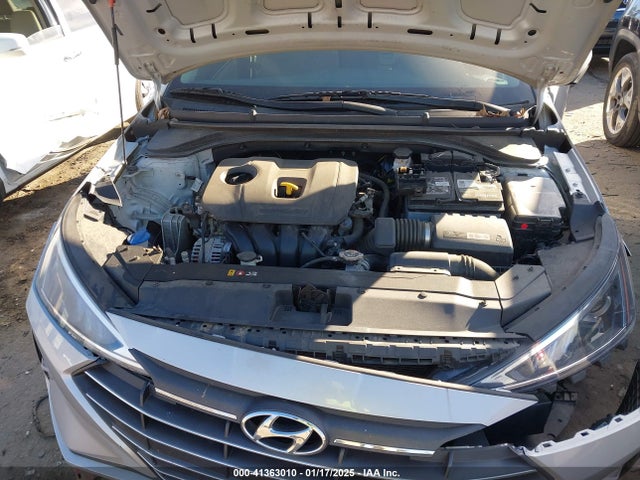 Hyundai ELANTRA SE 2019 5NPD74LF4KH492686 Image 10