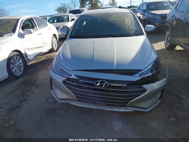 Hyundai ELANTRA SE 2019 5NPD74LF4KH492686 Image 12