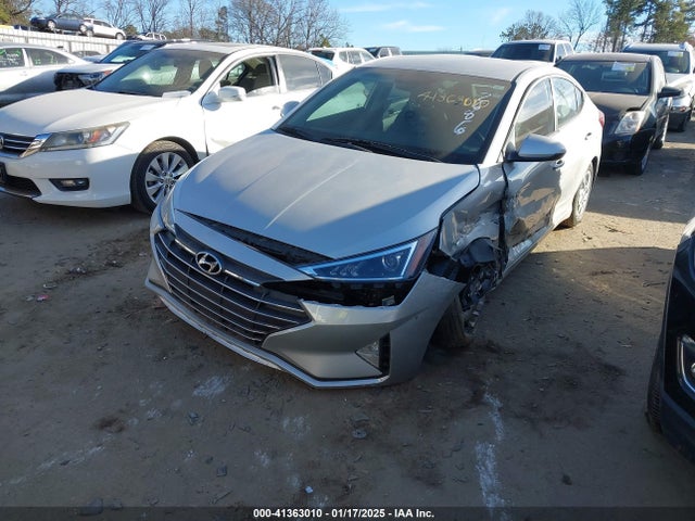 Hyundai ELANTRA SE 2019 5NPD74LF4KH492686 Image 2