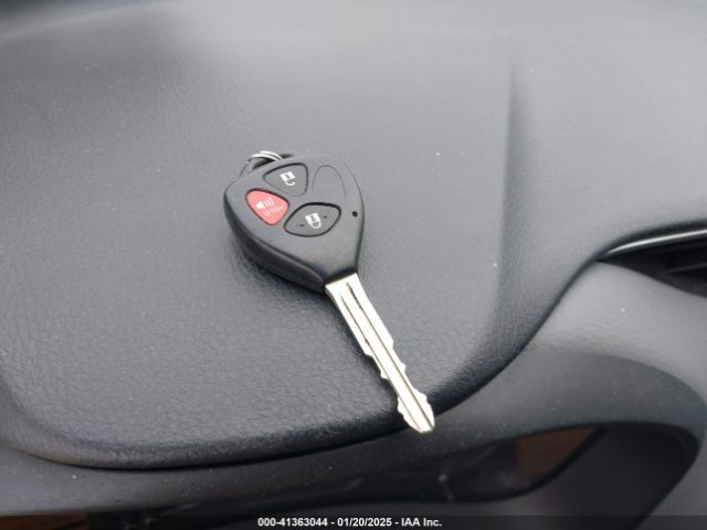 VNKKTUD39FA030409 Toyota YARIS LE
