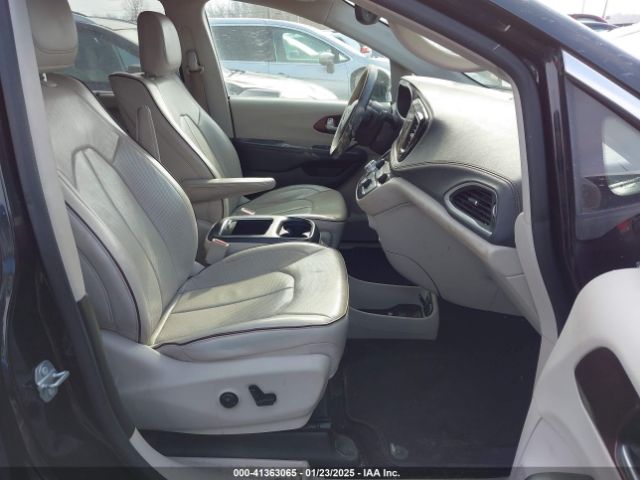 2017 CHRYSLER PACIFICA 2C4RC1GG7HR659606 Photo 4