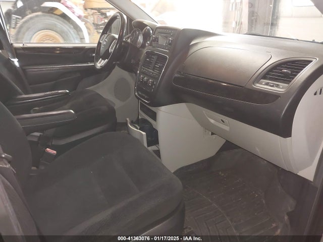 2C4RDGBG3GR396780 Dodge Grand Caravan American Value Pkg