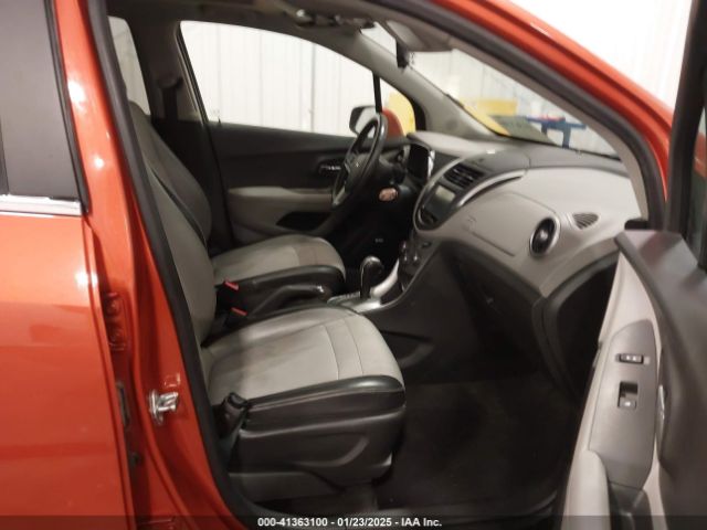 KL7CJRSB8FB095866 Chevrolet Trax Lt