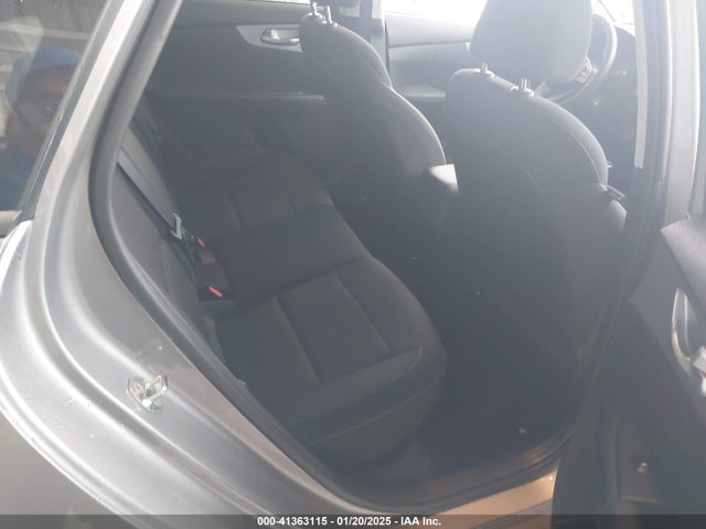 KIA Forte Lxs 2023 3KPF24AD6PE571796 Image 8