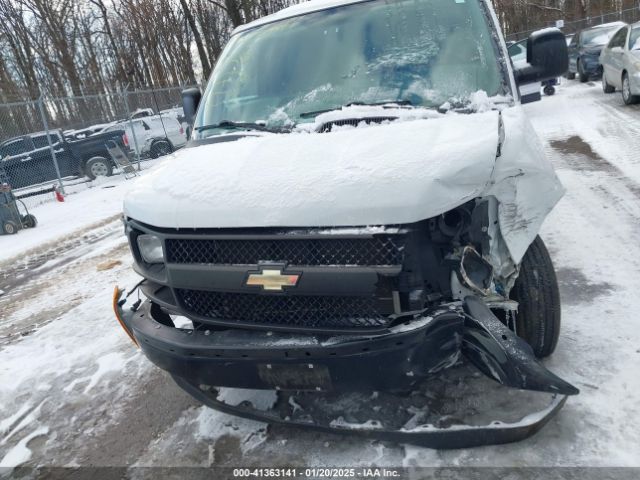 1GCWGAFF7H1352294 Chevrolet Express 2500 Work Van