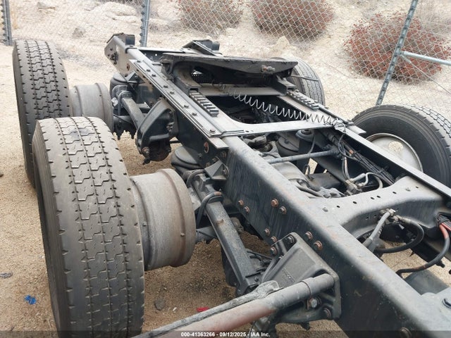 41363266 :رقم المزاد ، 3WKAD79X4CF307003 vin ، 2012 Kenworth Construction T660 مزاد بيع