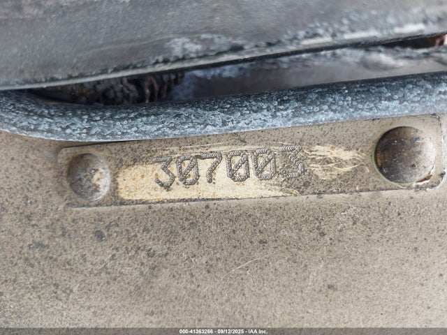 41363266 :رقم المزاد ، 3WKAD79X4CF307003 vin ، 2012 Kenworth Construction T660 مزاد بيع