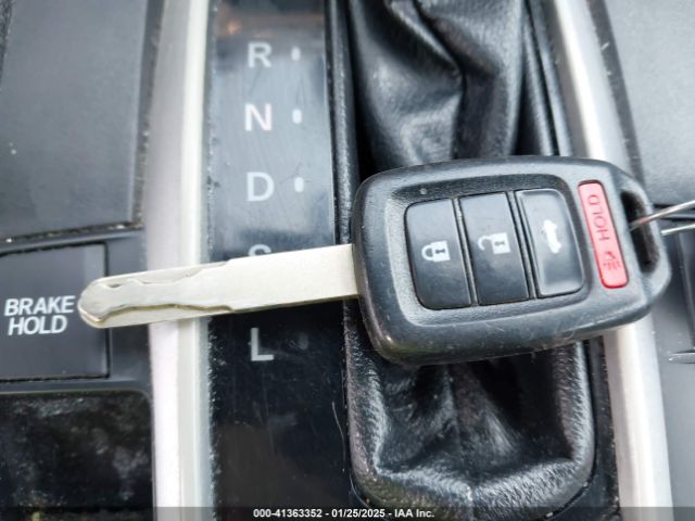 19XFC2F53HE200504 Honda Civic Lx