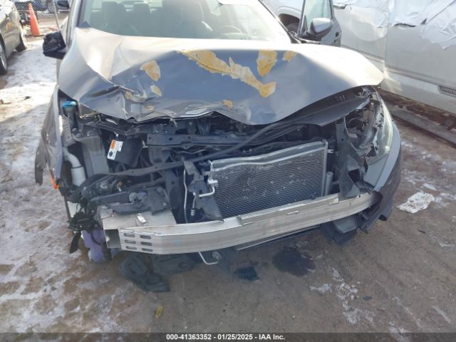19XFC2F53HE200504 Honda Civic Lx