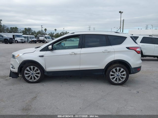 Ford Escape Titanium 2018 1FMCU0J91JUB09300 Image 14