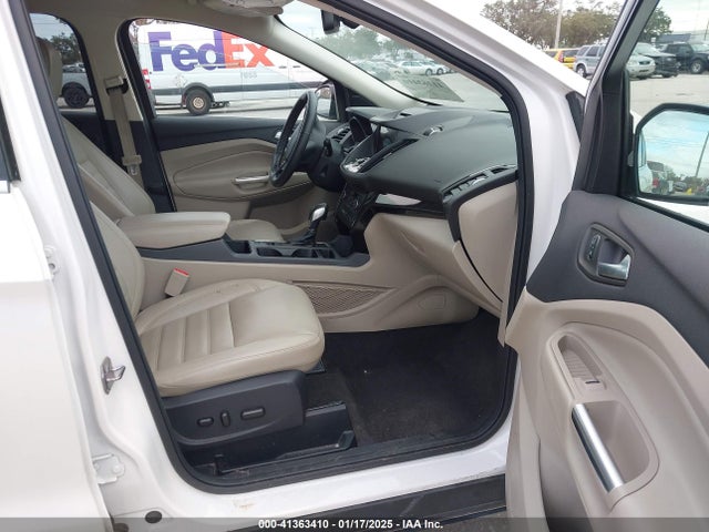 Ford Escape Titanium 2018 1FMCU0J91JUB09300 Image 5