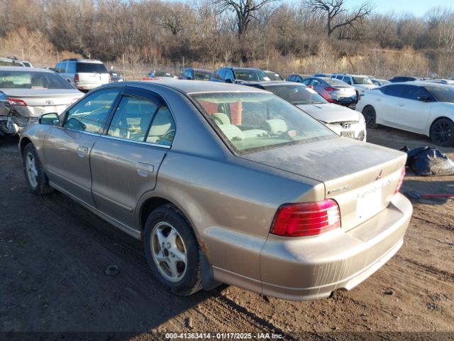 2001 MITSUBISHI GALANT 4A3AA46G21E226796 Photo 2