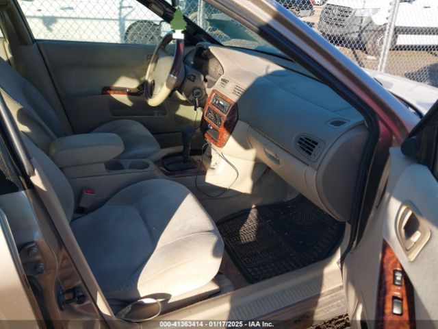 2001 MITSUBISHI GALANT 4A3AA46G21E226796 Photo 4