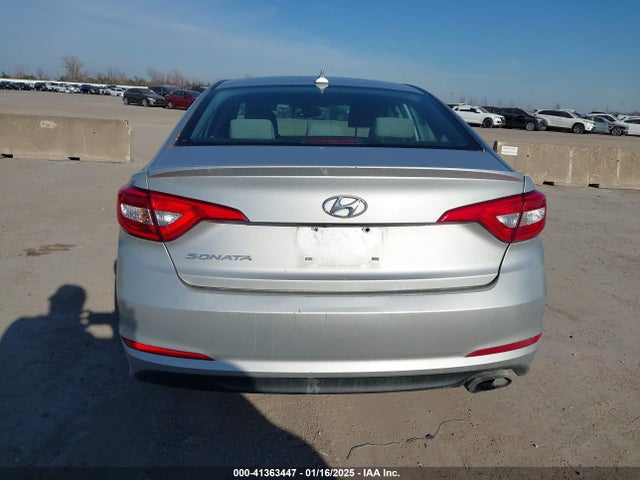 Hyundai SONATA SE 2016 5NPE24AFXGH359508 Image 16