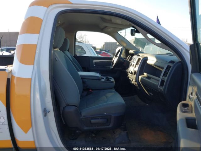 3C6JR6DG0HG541729 RAM 1500 Tradesman  4x2 8' Box