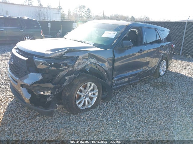 Ford Police Interceptor 2021 1FM5K8AW8MNA12435 Image 2