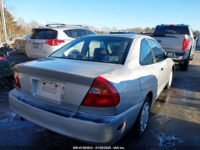 2001 MITSUBISHI MIRAGE JA3AY11A91U038362 Photo 3