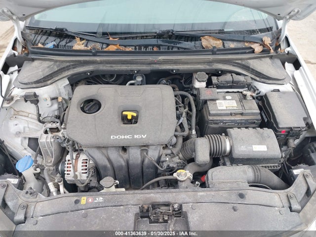 Hyundai ELANTRA SEL 2018 KMHD84LF1JU525091 Image 10