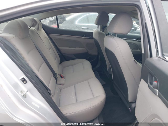 Hyundai ELANTRA SEL 2018 KMHD84LF1JU525091 Image 8