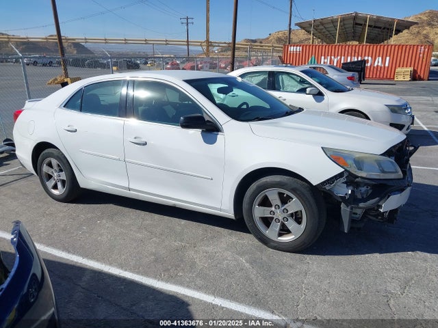 Chevrolet MALIBU LS 2015 1G11B5SL6FF279889 Image 14