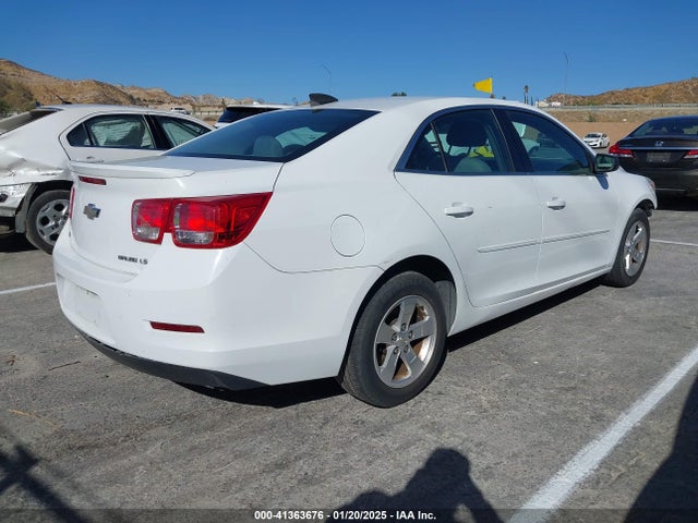 Chevrolet MALIBU LS 2015 1G11B5SL6FF279889 Image 4
