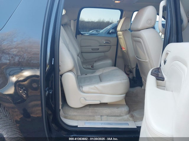 2008 CADILLAC ESCALADE ESV 1GYFC66898R184664 Photo 7