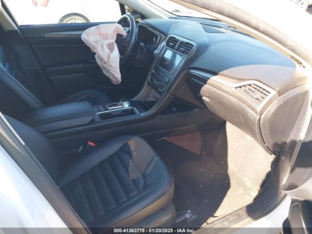 3FA6P0CD2LR131364 Ford FUSION SEL