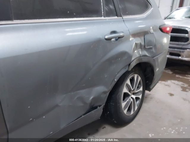 5TDKDRAH5PS007068 Toyota Highlander Xle
