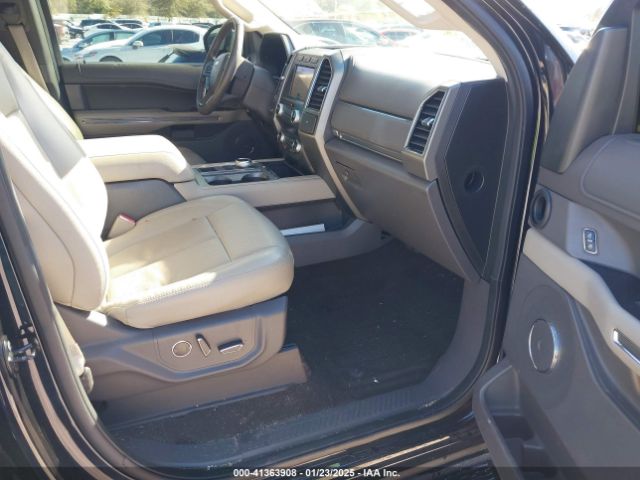 1FMJU1HT3KEA78884 Ford Expedition Xlt