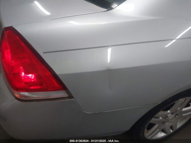 2G1WB5E34F1139428 Chevrolet Impala Limited Lt