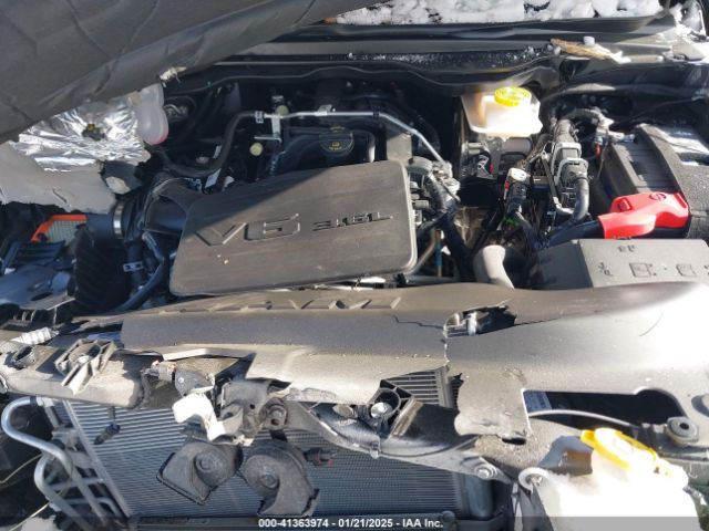 2025 RAM 1500 1C6RRFGG9SN550698 Photo 9