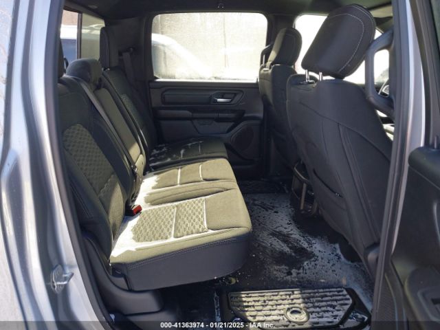 2025 RAM 1500 1C6RRFGG9SN550698 Photo 7