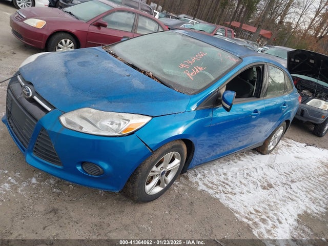 Ford FOCUS SE 2014 1FADP3F26EL243797 Image 2