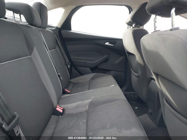 Ford FOCUS SE 2014 1FADP3F26EL243797 Image 8